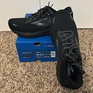 Men’s Brooks Athletic Shoes